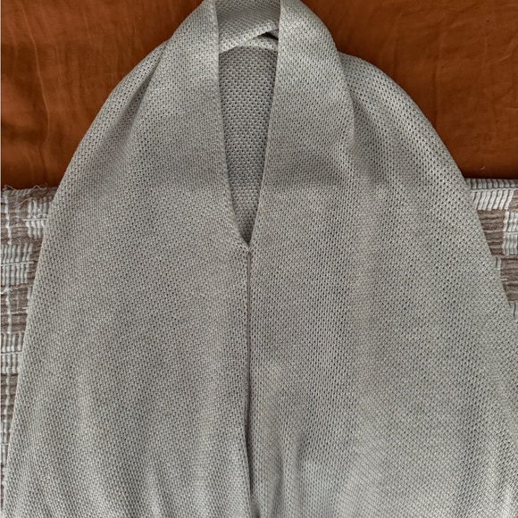 We Are Amma Nursing Cover - Picture 2 of 4